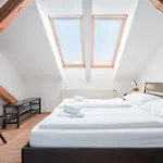 Atik 2* Ljubljana