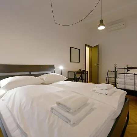 Hotel Atik Ljubljana