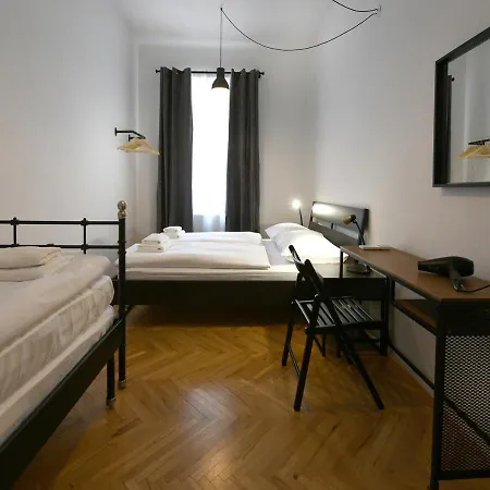 Atik Hotel *