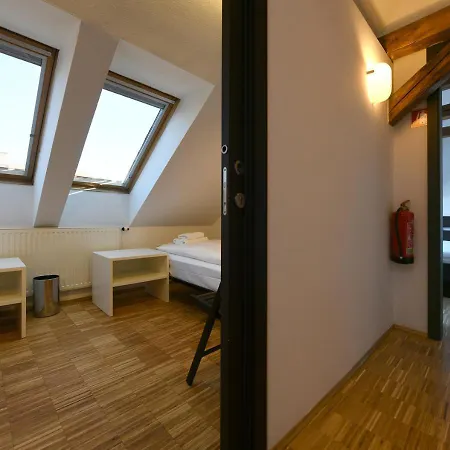 Atik Hotel *