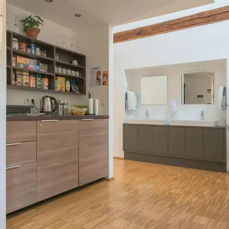 Готель Atik 2*