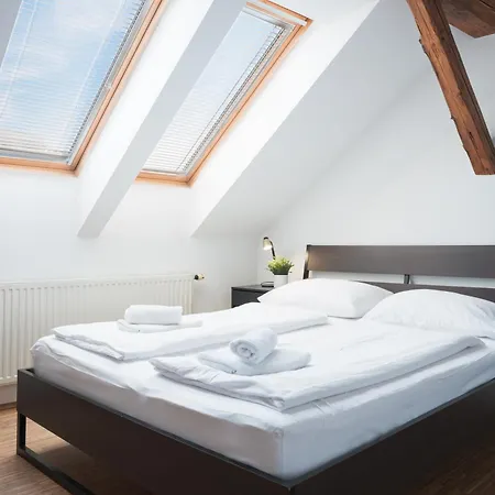 Готель Atik 2*