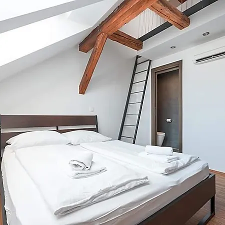 Hotel Atik Ljubljana