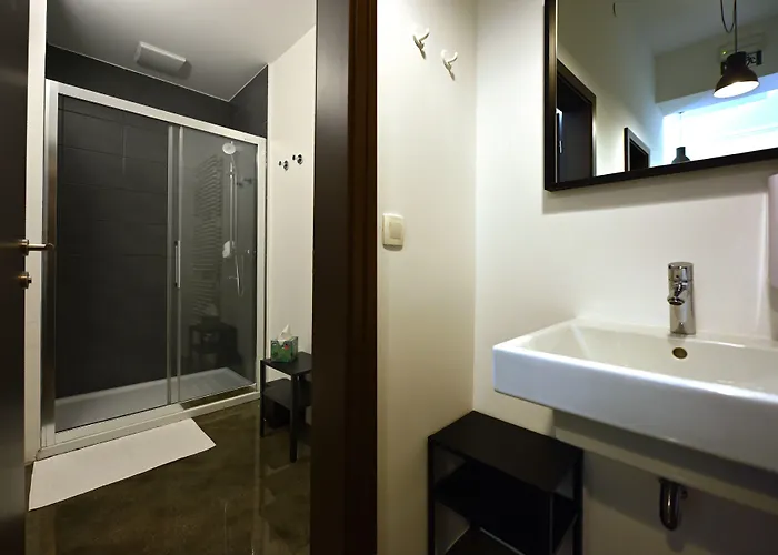 Atik 2* לובליאנה